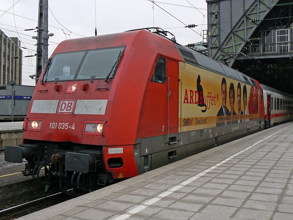 101 035-4 in K�ln Hbf. am 22.01.2010