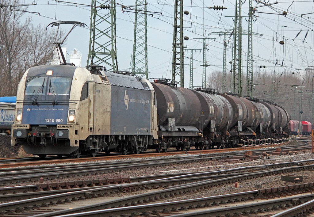 1216 950 der Wiener Lokalbahnen in Gremberg am 27.01.2011