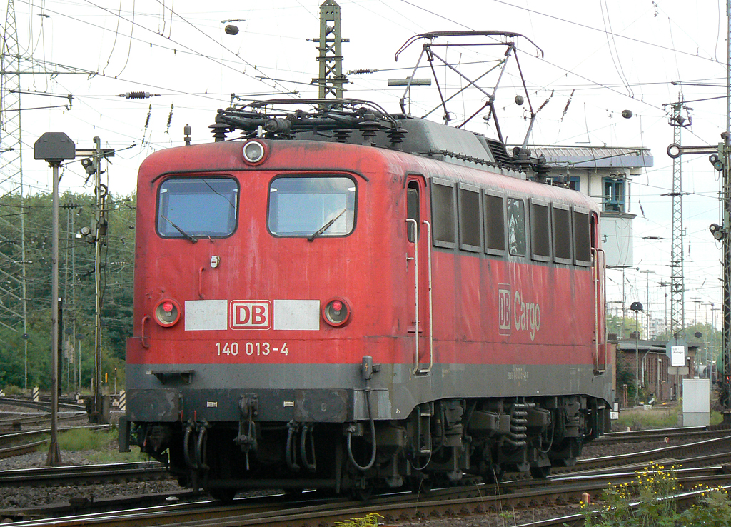 140 013-4 bei der Einfahrt in Gremberg am 19.08.2010