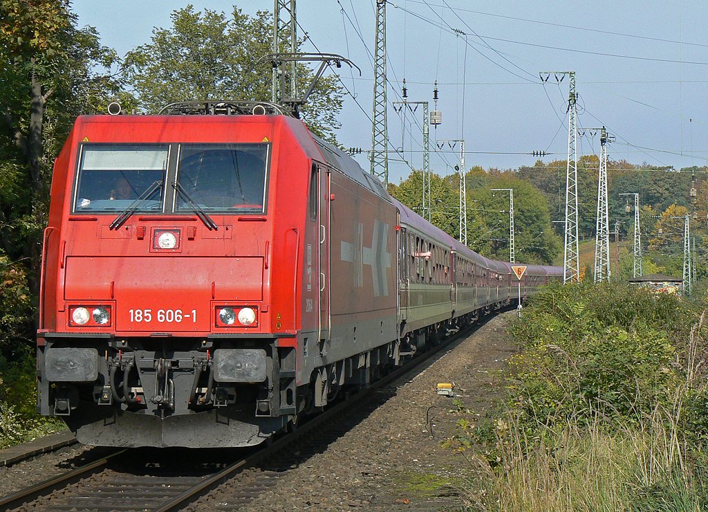 185 606-1 der HGK mit Sonderzug in K�ln West, Sommer 2009
