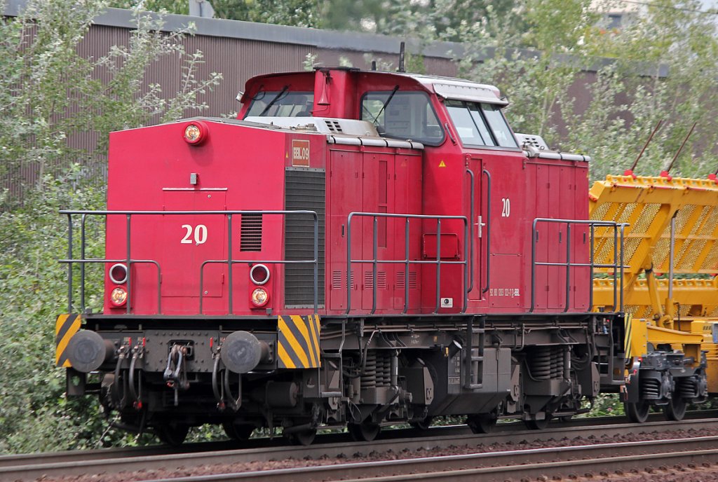203 122-7 in Porz(Rhein) am 21.07.2011 beim warten auf die S-Bahn ;-)