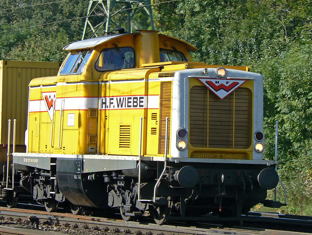 211 341-3 der Wiebe Gleisbau in Gremberg am 21.09.2010