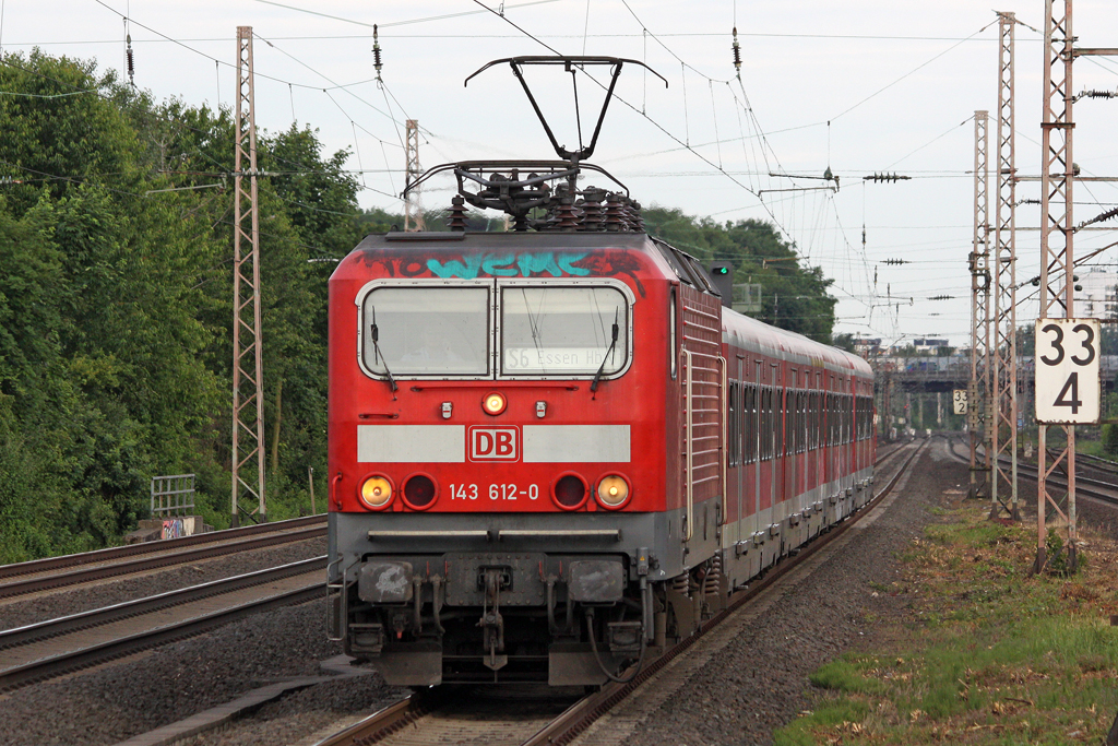 Die 143 612-0 in D�sseldorf Eller S�d am 17,06,10