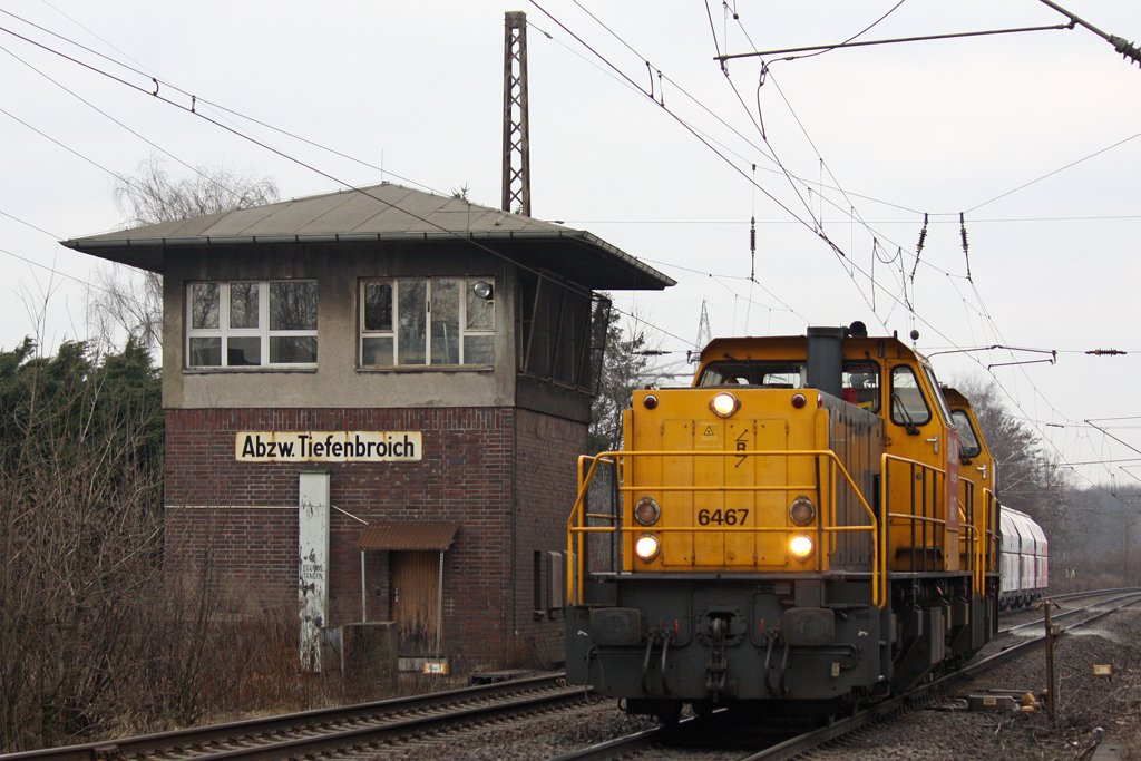 Die 6467 von Railion NL in Ratingen Tiefenbroich am 19,02,10