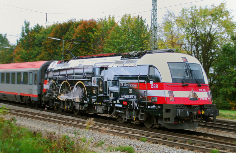 Portrait 1216 020, 175 Jahre Eisenbahn f�r �sterreich, aufgenommen am 01.10.12, in A�ling.