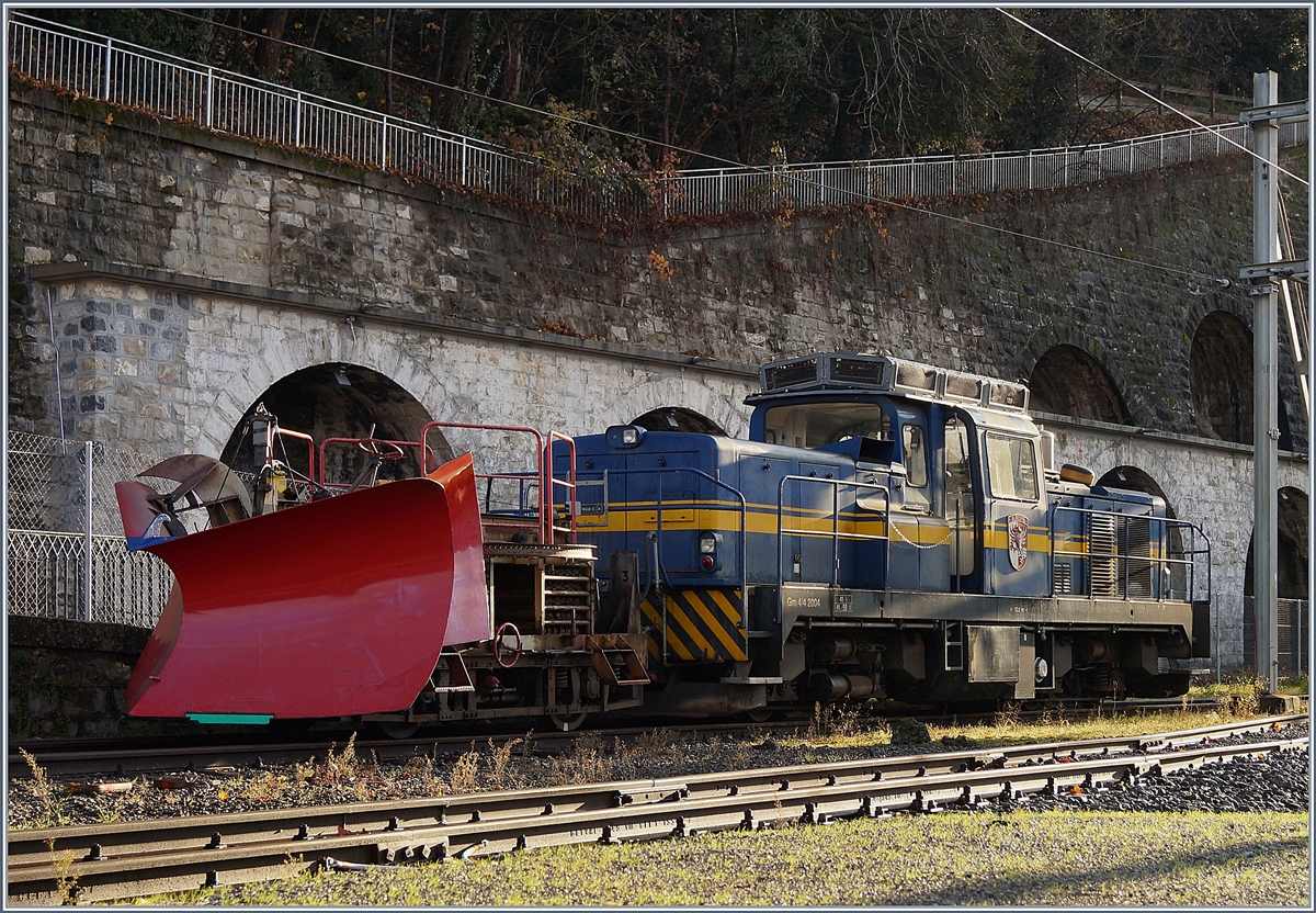 Die MOB Gm 4/4 2004 ALBEUVE scheint mit ihrem Schneepflug in Vevey auf den ersten Schnee zu warten.

30. Nov. 2019
