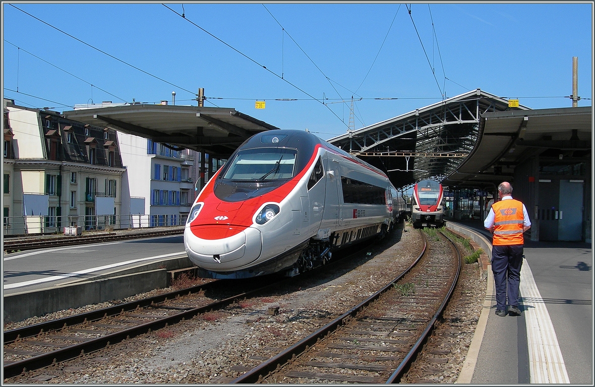 Ein Fabrikneuer ETR 610 auf Probefahrt in Lausanne. 
12. Juni 2014