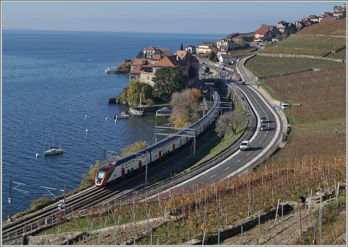 Ein RABe 502 Twidexx als Extrazug auf der Fahrt nach Lausanne kurz vor Rivaz. Im Fahrplanbetrieb sind die Twindexx auf der Simplon-Strecke (noch) nicht vorgesehen. 

14. Nov. 2020