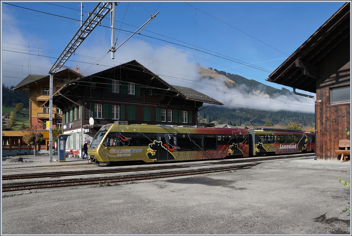 Lenk, Endpunkt der Linie von Zweisimmen her mit einem der vier auf dieser Strecke eingesetzte MOB Be 4/4 5000 mit Bt bzw. ABt. 

22. Oktober 2019