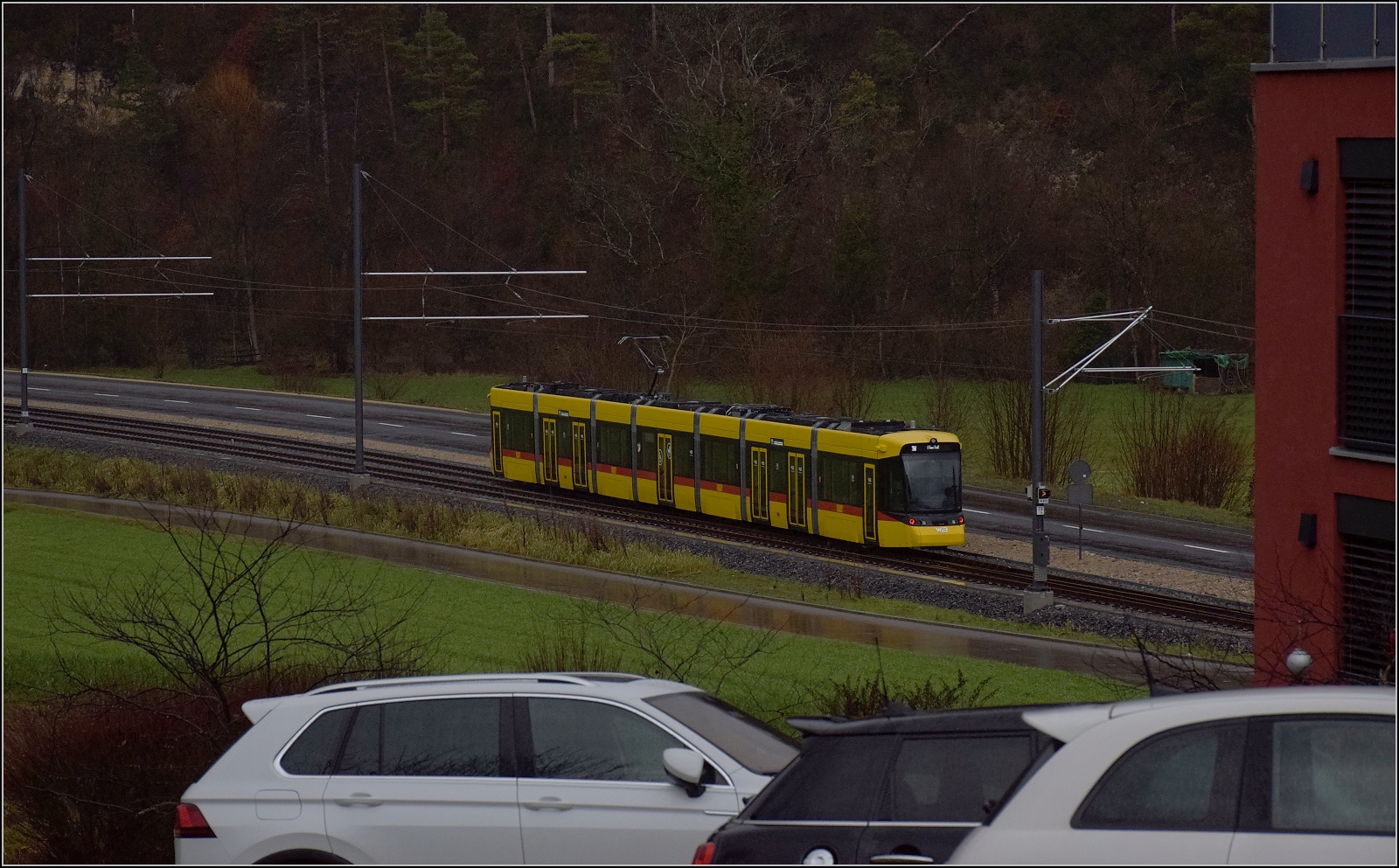 Das neue Waldenburgerli.

Bei der Einfahrt nach Hölstein. Dezember 2022.