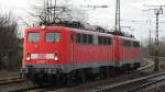 Das man so was noch sieht. Eine sch�ne 140er Doppeltraktion rangiert mit laut schepperdem Schaltwerk in Mainz Bischofsheim.

Patrick E.