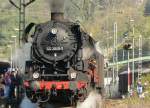 44 2546-8 bei der Ausfahrt aus dem Bf Linz am Rhein am 24.04.2010