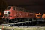 Extra zu dem Fest 175 Jahre Deutsche Eisenbahn wurde die leider etwas unans�hliche 216er auf der Drehscheibe sehen.