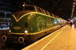 V200 053 mit Rheingold Sonderzug aus Trier kommend in K�ln Hbf am 10.12.2011