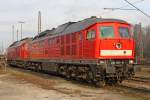 Die 232 553-8 und 232 654-4 in Oberhausen am 27,03,11