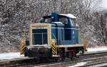 Portrait 260 106-0. Aufgenommen in der guten alten Farbgebung, bei einer Solodurchfahrt durch A�ling, am 20.02.13.