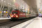Die 101 010-7 mit dem IC 2027 nach Passau Hbf in Frankfurt Flughafen Fernbf.