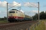 103 235-8 am IC2410 mit Fotowolke .....