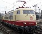 103 184-8 ausfahrend aus K�ln Hbf.