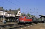 Auf dem Weg nach Basel passiert die 139 172 (ex 110 172) den Bahnhof Rastatt.