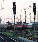 Treffen drei Generationen im Vorfeld des Frankfurter Hbf´s.