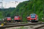 Doppel-RE Einfahrt in Treuchtlingen, w�hrend 440 008-1 rangiert.