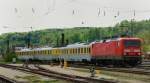 114 501-0, aufgenommen vor einem Messzug bei der Durchfahrt durch Treuchtlingen, am 30.04.11.