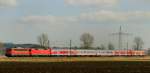 Schad PbZ, gezogen von der 115 346-9, mit der kalt eingestellten 120 207-6, aufgenommen am 11.03.11, kurz vor Mindelaltheim.