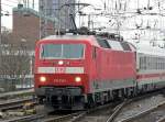 120 115-1 einfahrend in K�ln Hbf.