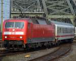 120 147-4 in K�ln Hbf.