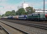 E40 128 mit ihren Schwestern aus dem DB Museum Koblenz, am Zugende wurde E10 1239 mit 290 371-4 abgehangen, welche die E10 1239 nach KKD �berf�hrte ! Gru� an die Mannschaft des DB Museums Koblenz !!  