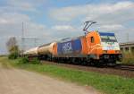 185 613-7  HUSA  in Porz Wahn am 01.05.2013