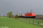 Die 185 210-2 bei Quarnstedt am 08,05,13 