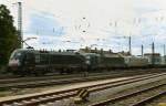 ES 64 U2-029 + ES 64 U2-033 + 185 539-4, aufgenommen am 04.09.10, bei der Durchfahrt durch Treuchtlingen.