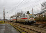 Die 147 574-8 (91 80 6147 574-8 D-DB – IC 4901)  der DB Fernverkehr AG fährt am 29.12.2021 mit dem IC 2321 (Norddeich Mole - Münster Hbf - Siegen Hbf - Frankfurt am Main Hbf), recht