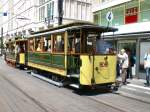 Beiwagen 808 hinter Tw 10, gut besetzt zur Themenfahrt Juli 2009