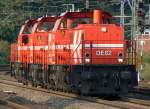 DE82 im Lokzug mit zwei Schwestermaschinen in K�ln-West am 30.07.2010, man beachte den Tf.