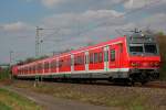 Die S6 rtg K�ln, geschoben von 143 614-6 in K�ln Stammheim am 08.04.2012