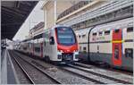 Der neue SBB RABe 512 008 (94 85 0 512 008-9 CH-SBB) für den Fernverkehr bei einer Test-Fahrt in Lausanne.