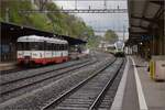 BDe 4/4 5 der  Régional des Brenets , heute TransN, hat bald ausgedient und ein Bus wird auf der Bahnstrecke fahren.