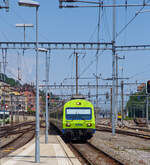 Geführt von dem BLS Steuerwagen 998 (Bt 50 85 80 – 35 998-4 CH-BLS) ein 2.