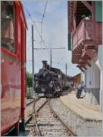Grundproblem vieler Museumsbahnen: Kein Geld, keine Arbeitskräfte und kein Platz - letzteres zeigt dieses Bild mit dem in Chamby angedeuteten, abgestellten RhB ABe 4/4 I N° 35 welcher mein