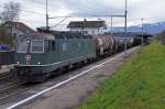 SBB: Re 6/6 11646  BUSSIGNY  mit Kesselwagenzug bei der Durchfahrt Deitingen am 12.