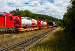 Drei vierachsige Drehgestell-Containertragwagen 48‘ («5L» Tragwagen) 33 85 4505 185-0 CH-WASCO dahinter 33 80 4505 683 D- WASCO sowie ein weiterer leerer (Nummer unbekannt), jeweils