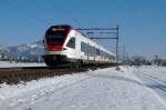 SBB: Regionalzug nach Biel mit dem RABe 523 049 bei Niederbipp am 21.