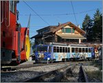 Der Beh 4/8 302 auf der Fahrt von Caux nach Montreux beim Halt in Glion.