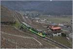 Der A-L (TPC) BDeh 4/4 fährt mit seinem Bt oberhalb von Aigle talwärts und wird bei Aigle Dépôt AL die Talsole in wenigen Minuten erreicht haben.
