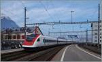 Der ICN 856 von Zürich nach Lugano erreicht Arth Goldau.