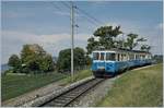 Der MOB ABDe 8/8 4004 Fribourg bei seiner der kleinen Haltestelle Châtelard VD.