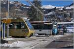 Der MOB ABt 344 des  Lenkerpendel  und abgestellte Panoramawagen mit dem ABDe 8/8 4004 vermitteln in der Lenk einen Hauch MOB aus der  vor-Stadler -Zeit.

25. Jan. 2022 